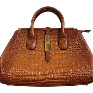 Absolutely gorgeous! Jack and Chris Brand leather crocodile embossed satchel